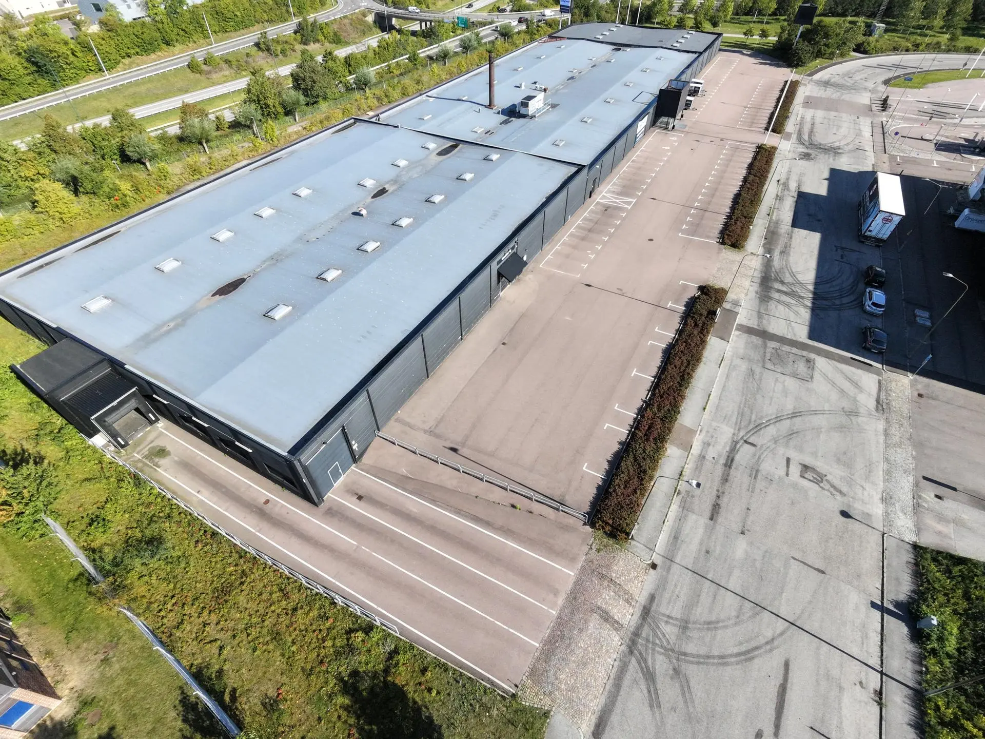 Ledig lager- och handelslokal om 6 525 kvm på Bronsyxegatan 1 i Malmö